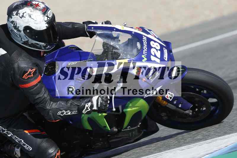 /02 28.-31.01.2025 Moto Center Thun Jerez/blau-blue/128